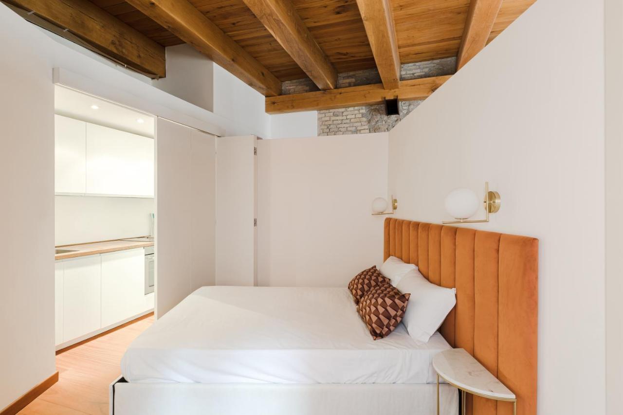 Torre Capranica Aparthotel Рим Екстериор снимка