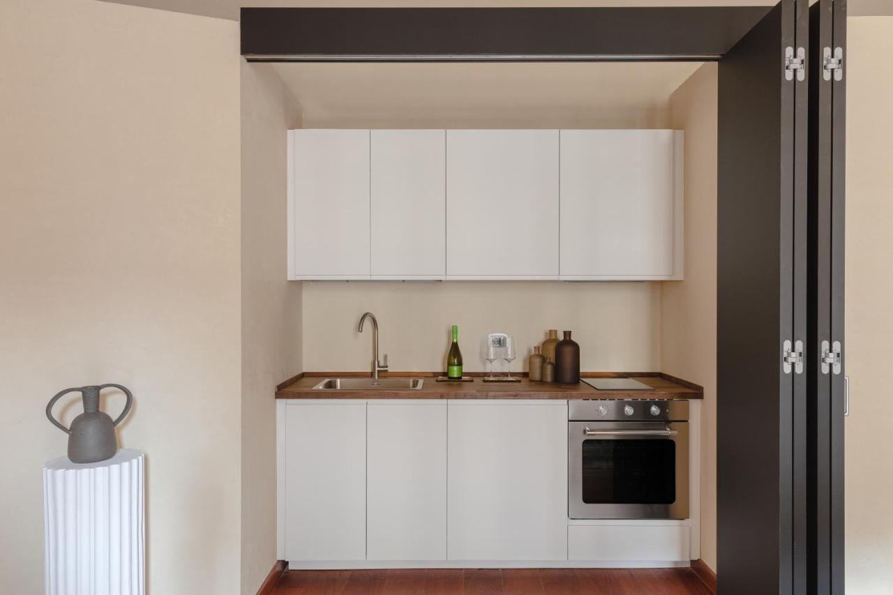 Torre Capranica Aparthotel Рим Екстериор снимка