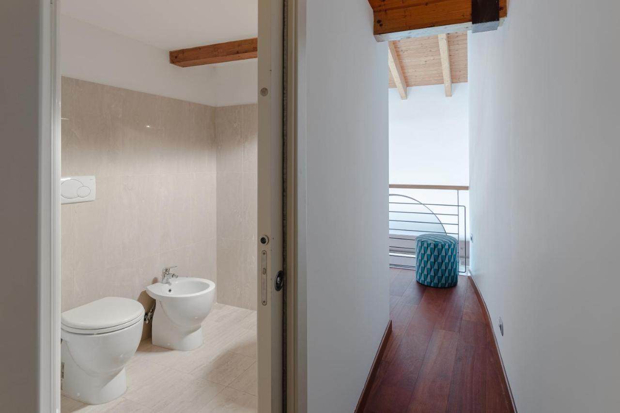 Torre Capranica Aparthotel Рим Екстериор снимка