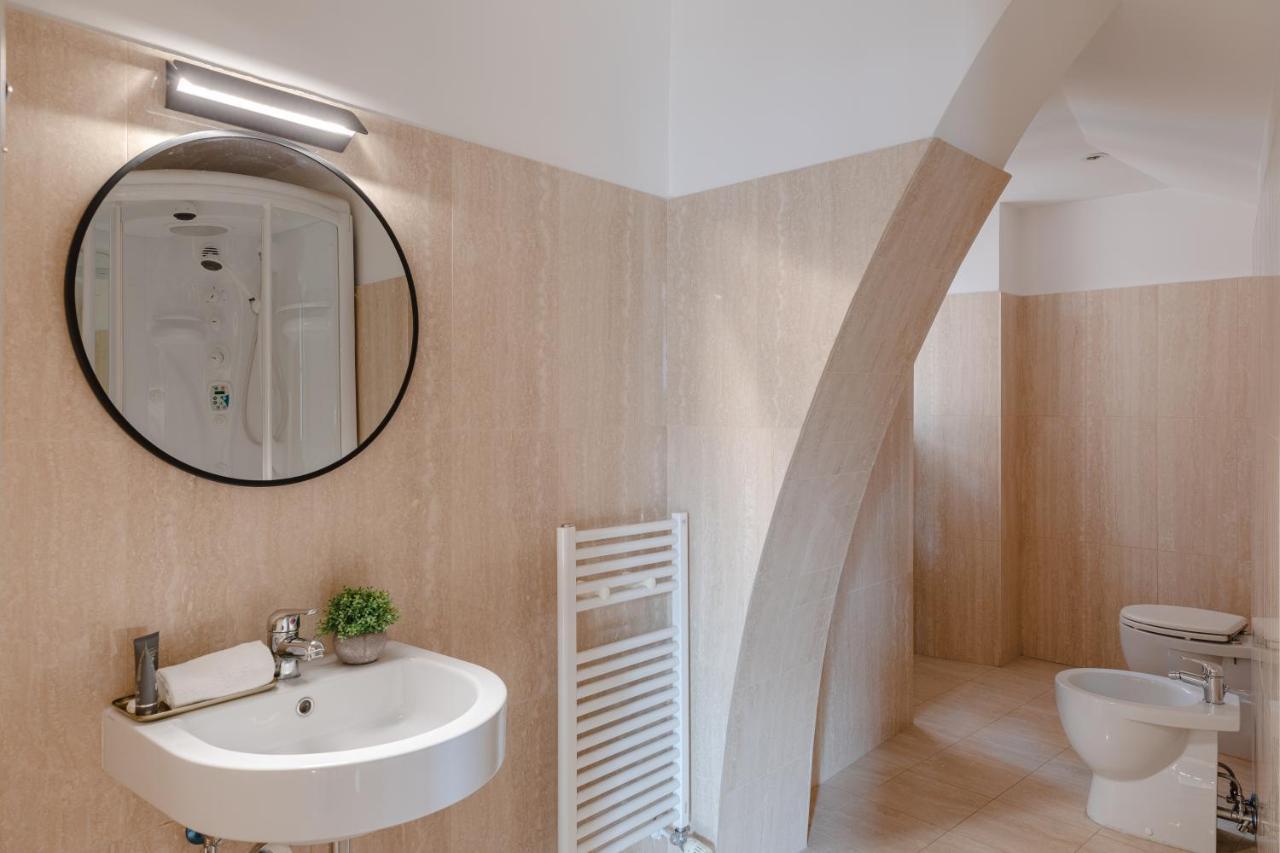 Torre Capranica Aparthotel Рим Екстериор снимка